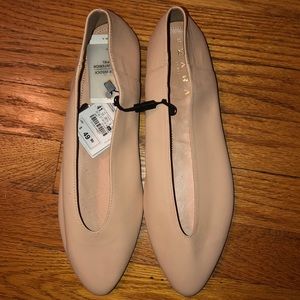 NWT Zara Women’s Black V Cut Ballerina Flats